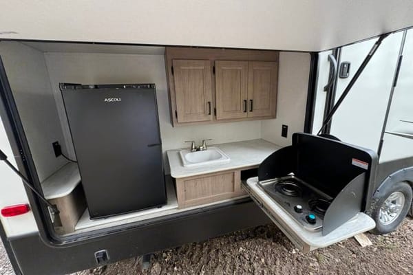 Derick's Keystone hideout Fifth Wheel