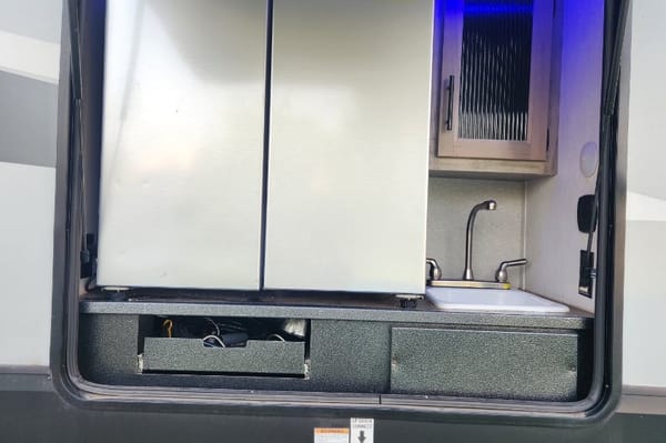 Robby's Forest River 321Bh Fifth Wheel