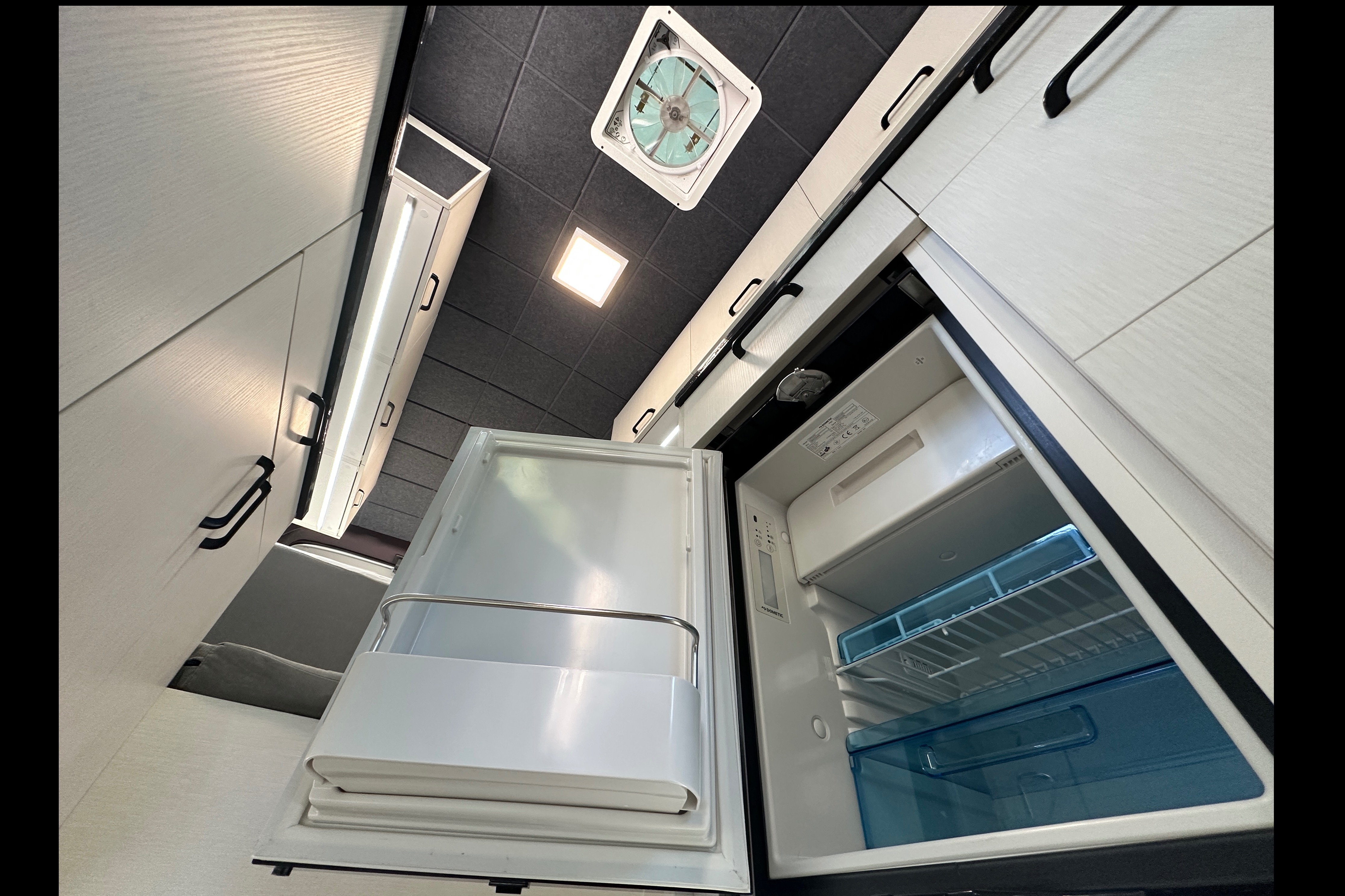 Luxury Hotel-Style Furnitured Camper 2023 Rare Size