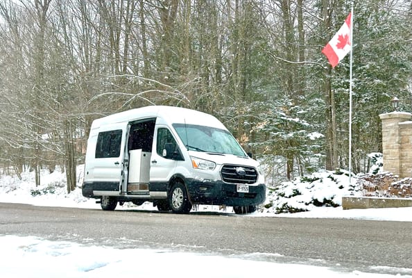 Luxury Hotel-Style Furnitured Camper 2023 Rare Size
