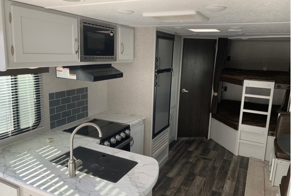 B&M’s Family Friendly Double Bunk House Travel Trailer
