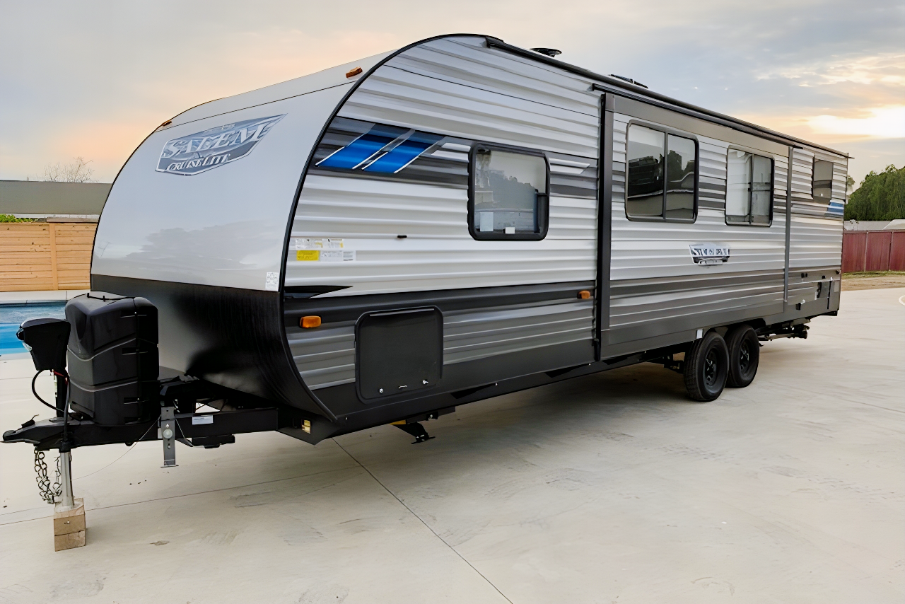 Brand New 2022 Travel Trailer 