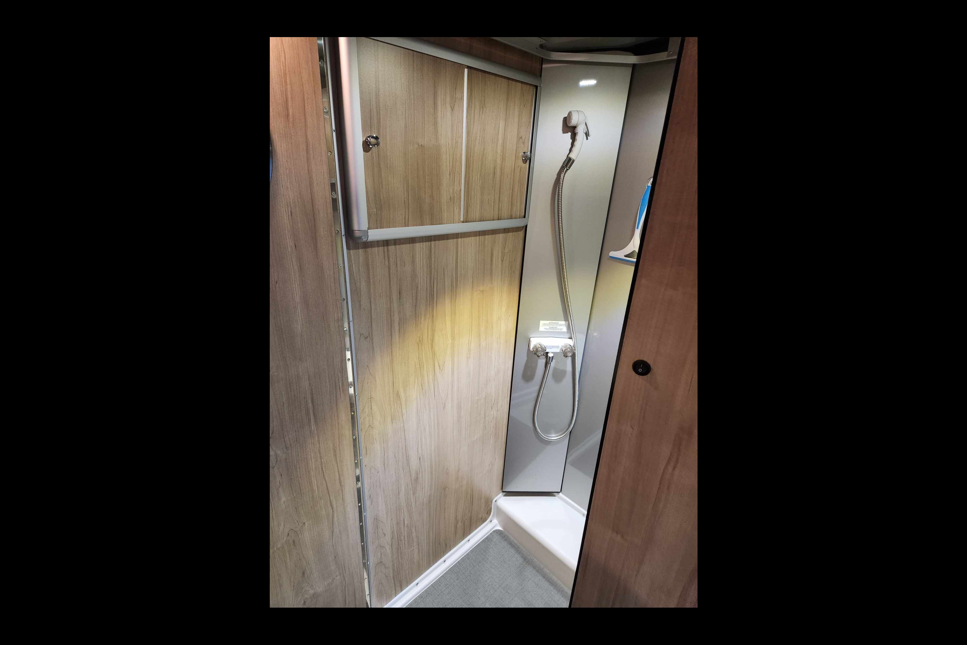 Safari Condo Alto F1743