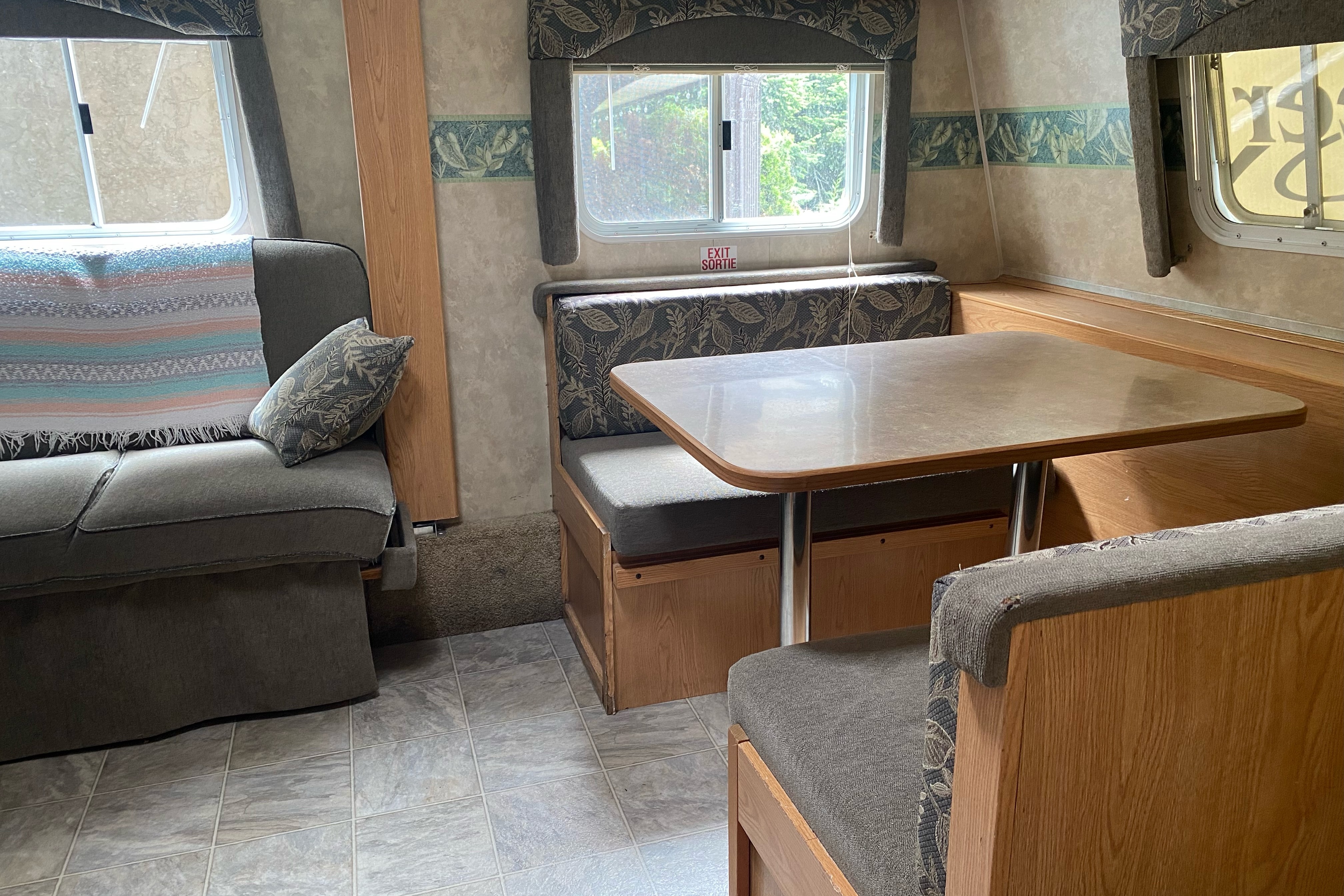 Karl's Cozy Camper