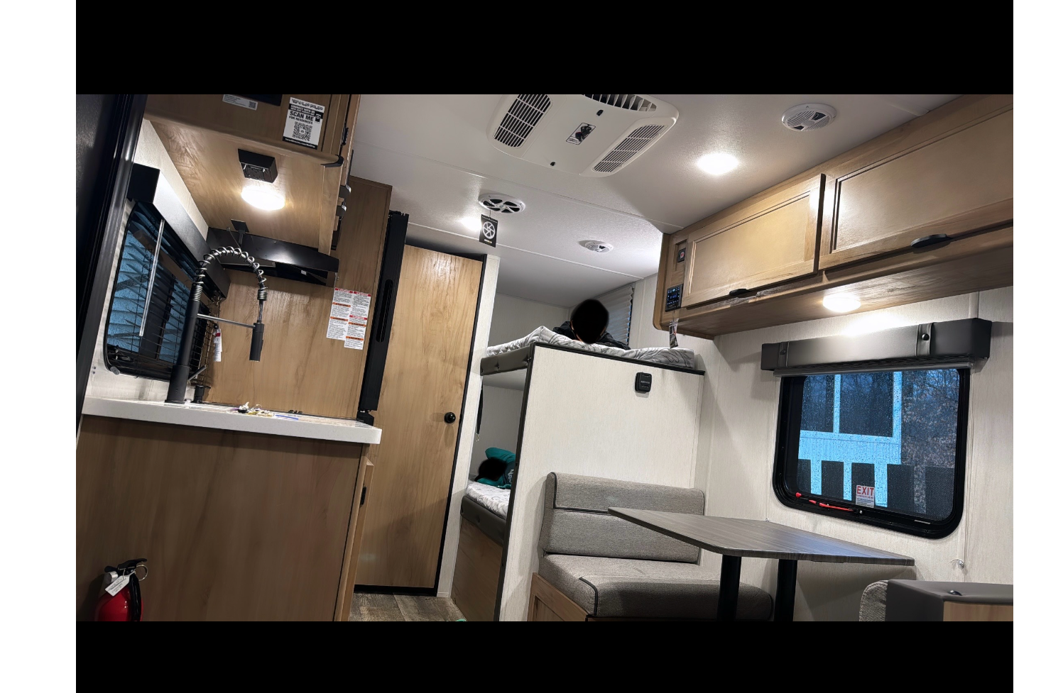 Oscar's Forest River 16BHSBLW Travel Trailer