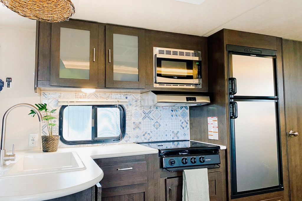 Dreamy Boho Glamping Getaway - 2019 Forest River Wildwood X-Lite