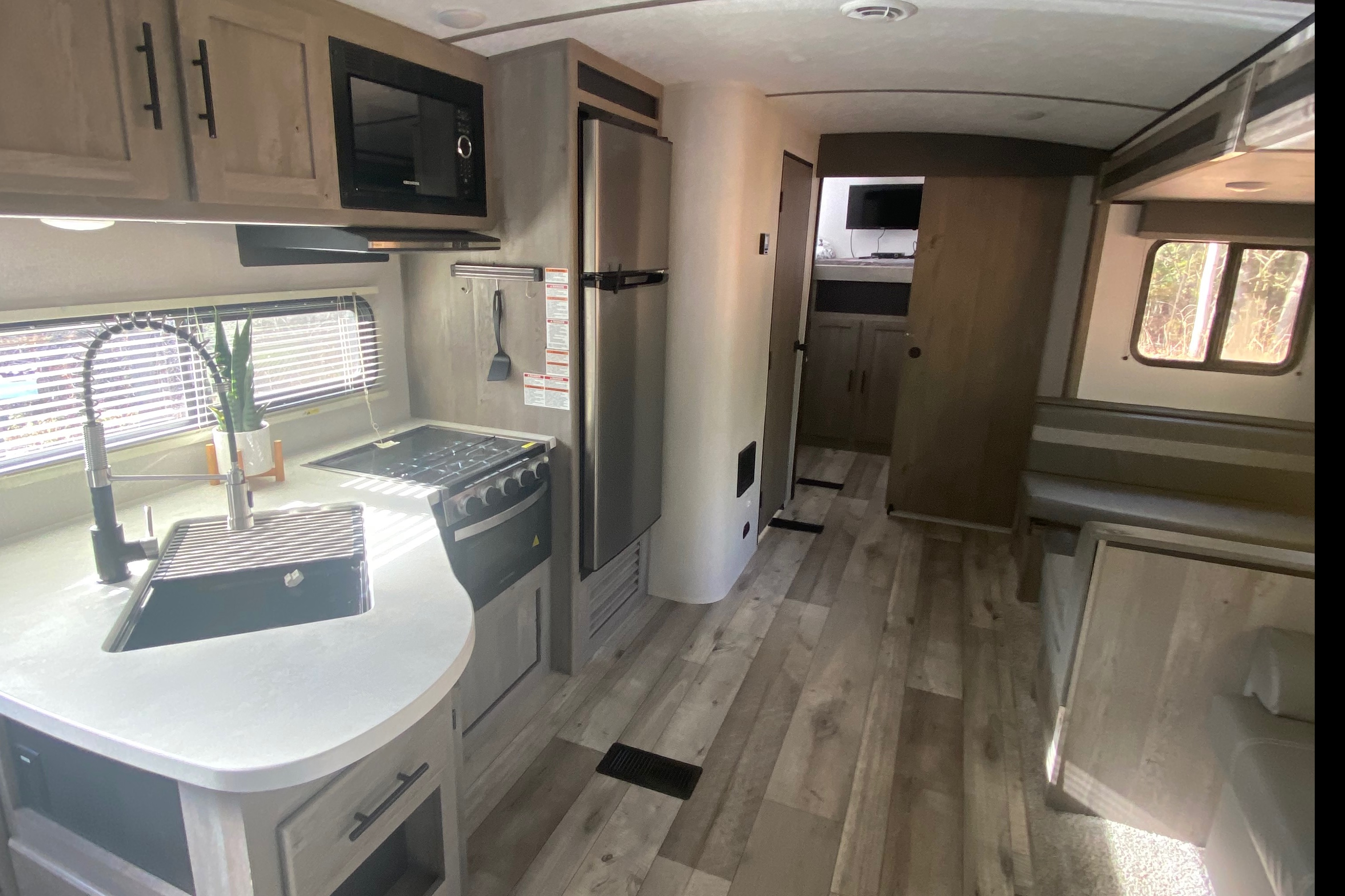 Family Wagon 2021 Springdale