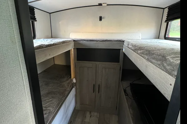 Family Wagon 2021 Springdale