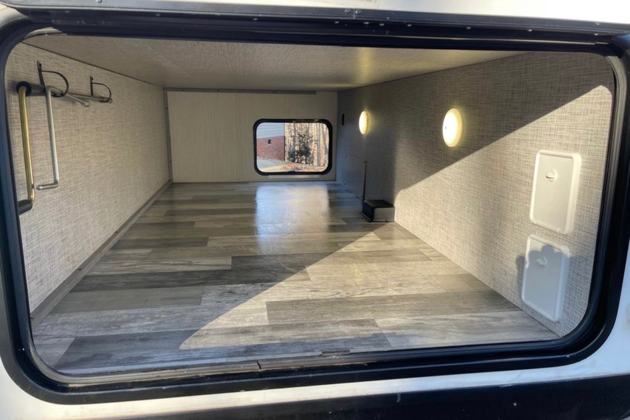 Mariela's Heartland Mallard Travel Trailer