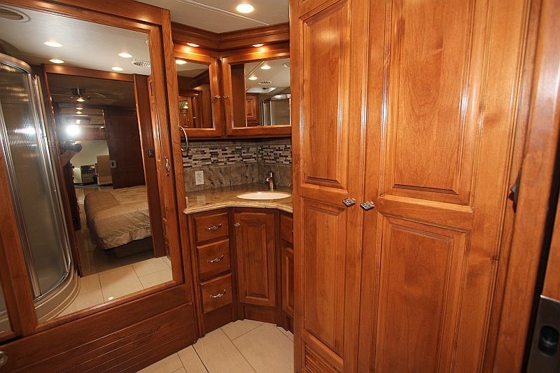 Roy’s Tiffin Motorhomes Phaeton Class A