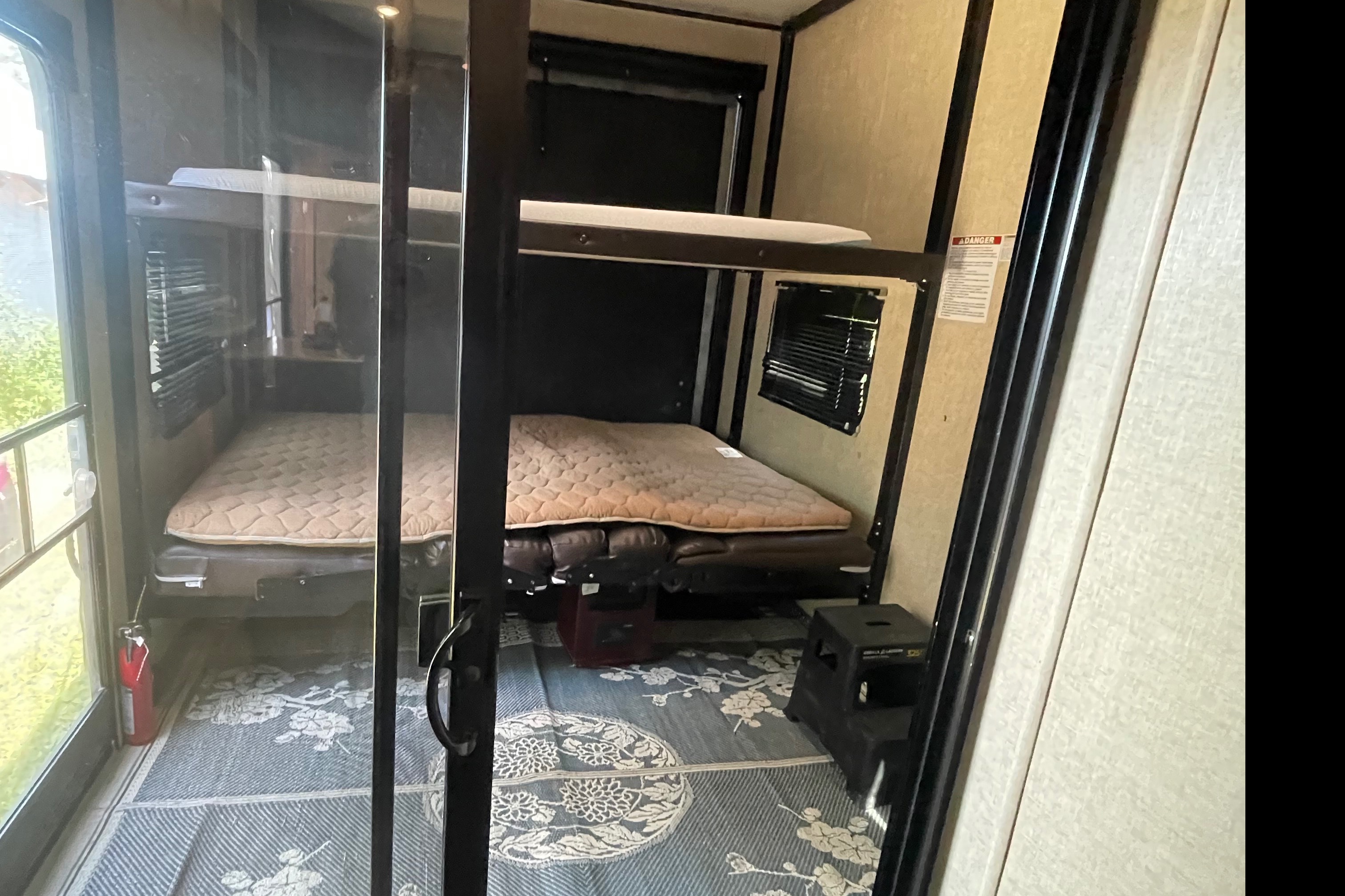 Spacious Toyhauler w/ 2 bathrooms