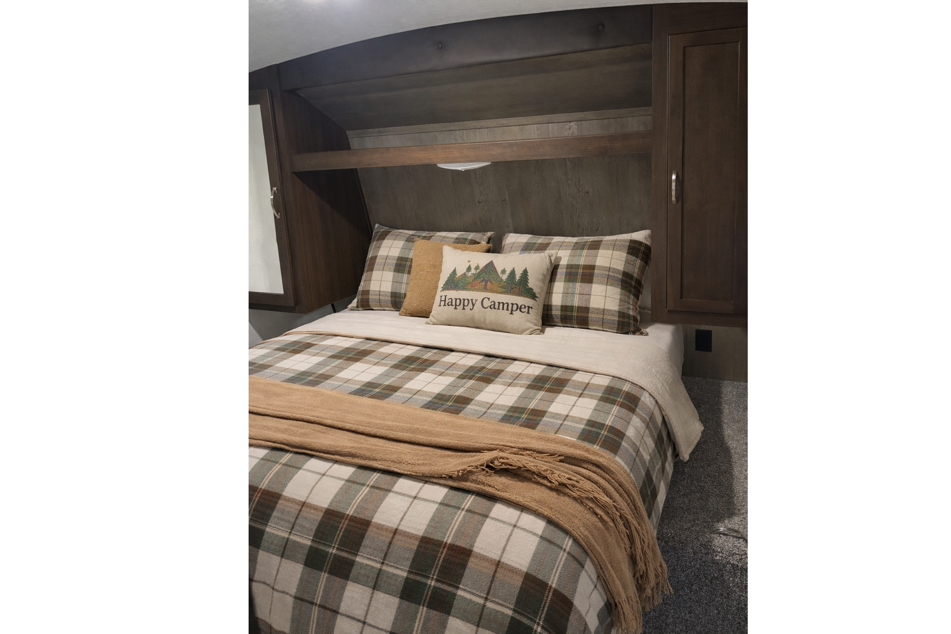 1500 friendly Keystone Springdale 27rbh Travel Trailer
