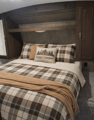1500 friendly Keystone Springdale 27rbh Travel Trailer
