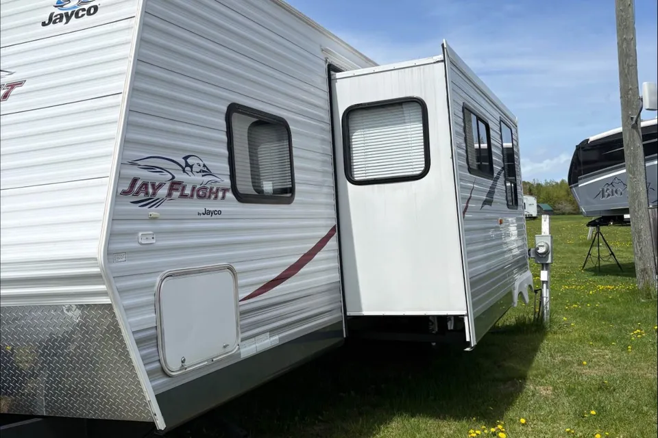 James's Jayco 30bhs Travel Trailer