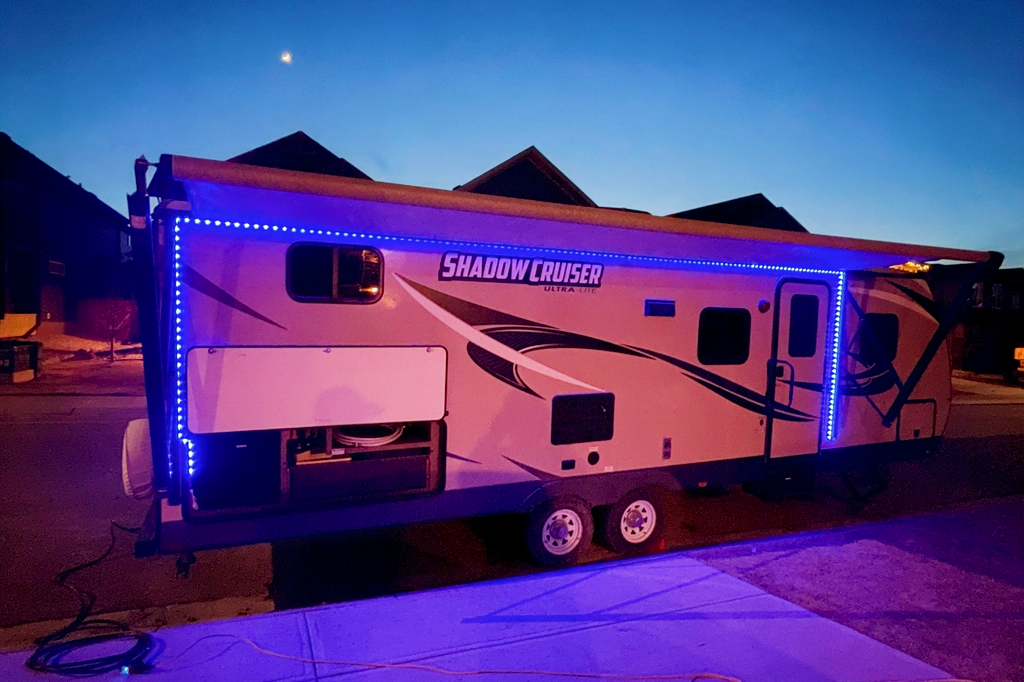Matt's Mobile Mansion - Ultra Lite 2017 Shadow Cruiser 279DBS