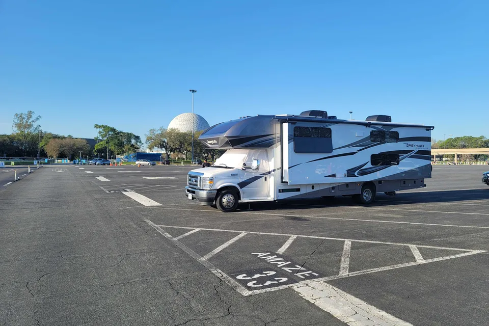 Jay & G's Jayco Prestige Class C