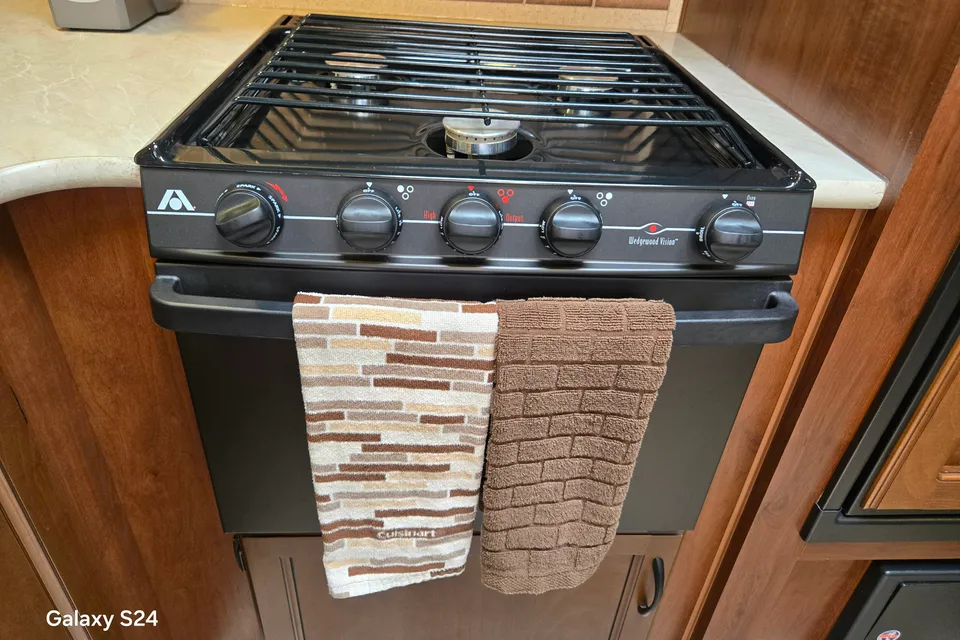 Peter's Jayco Jay flight Travel Trailer