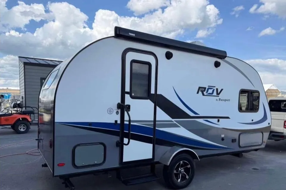 sher Mohd's Keystone 2018 Travel Trailer