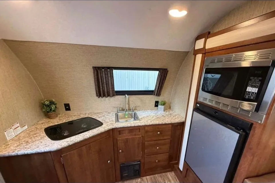 sher Mohd's Keystone 2018 Travel Trailer