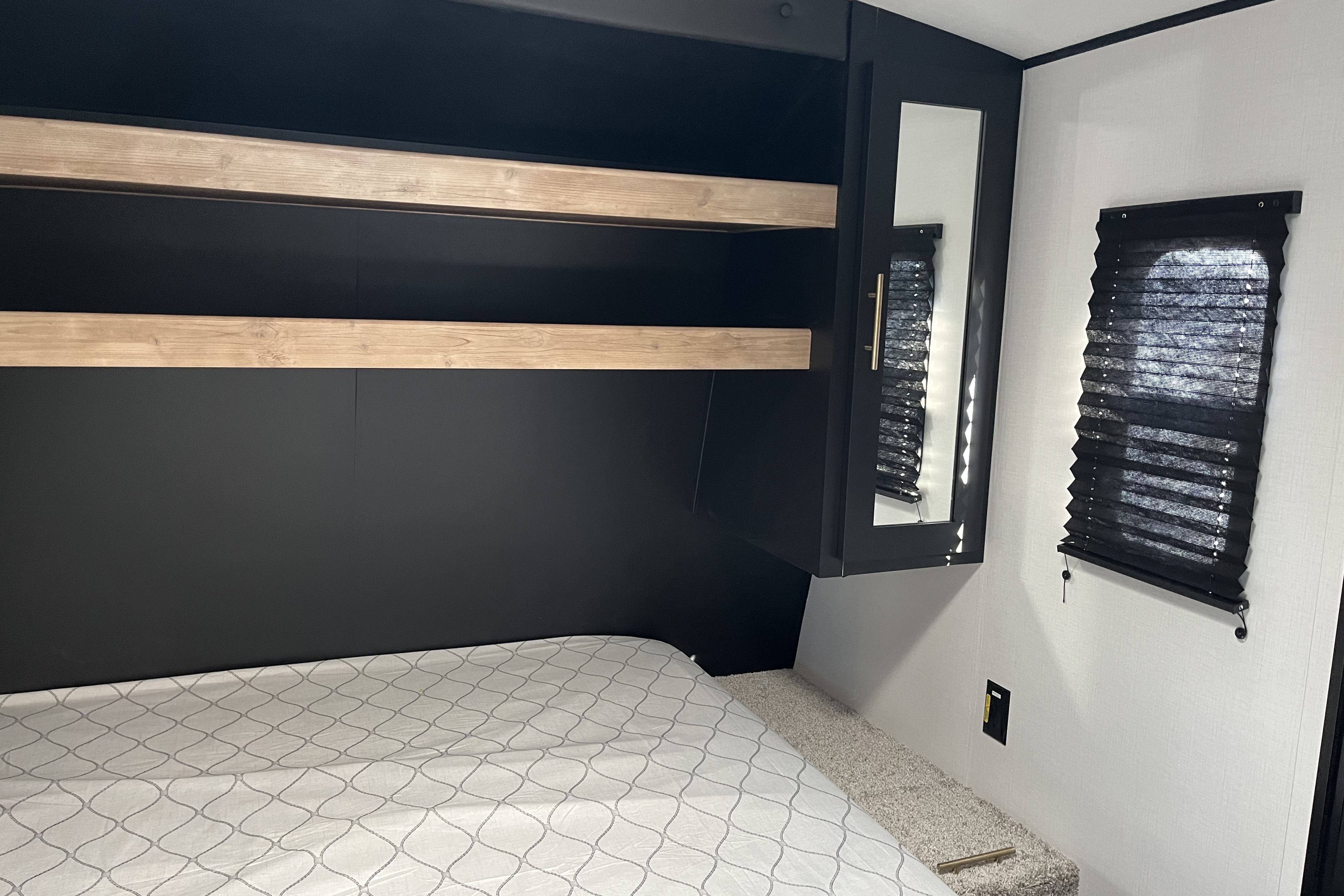 26 foot Keystone Springdale Travel Trailer for rent