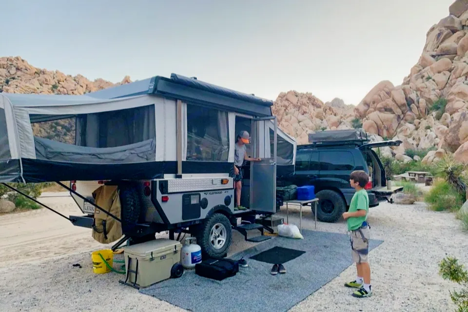 Alex's Fleetwood evolution  Pop up trailer  Tent Trailer