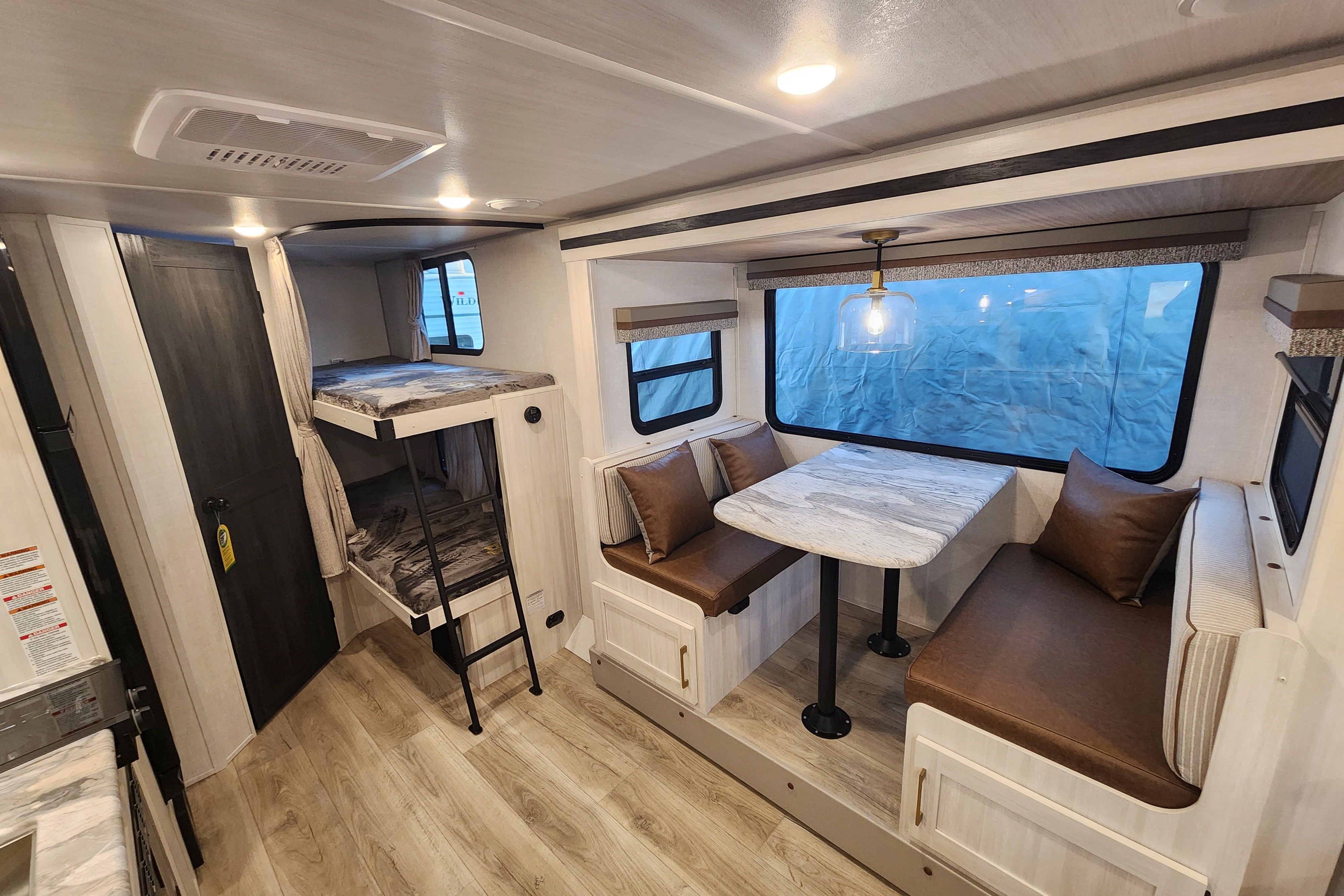 2024 Brand New Surveyor Legend with Solar Power, SUV TOWABLE