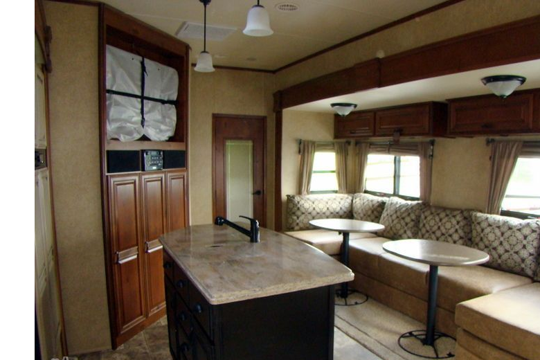 Thomas's Alliance RV Open Range Fifth Wheel