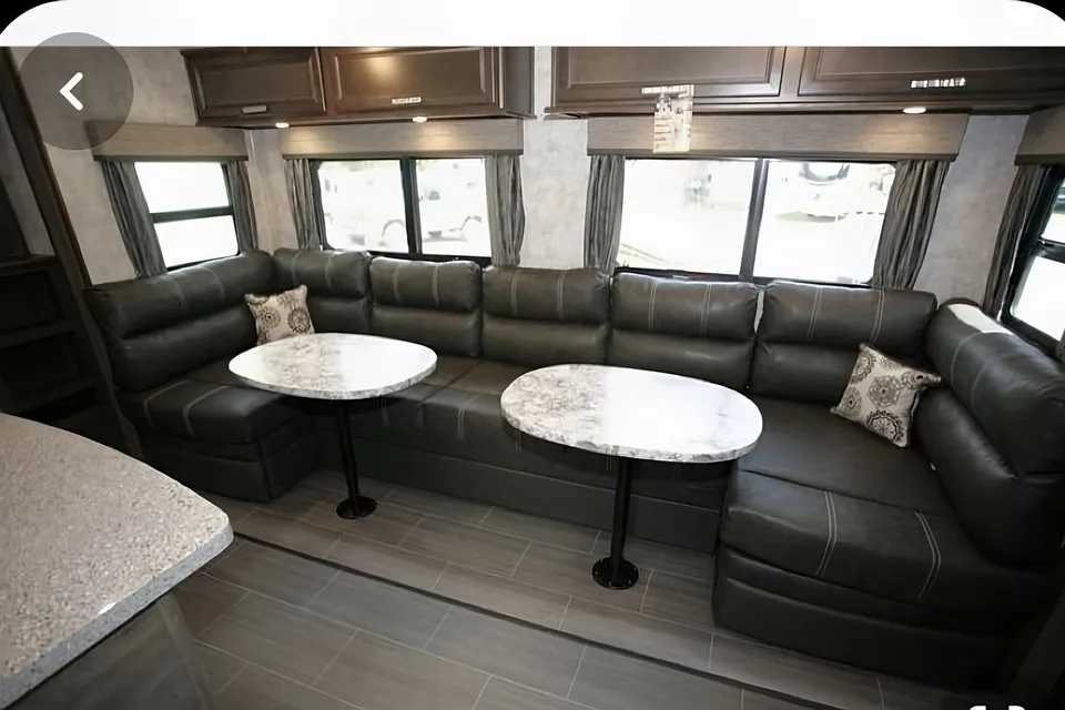 Thomas's Alliance RV Open Range Fifth Wheel