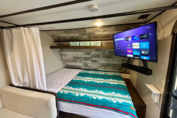 The Cozy Coleman 17b