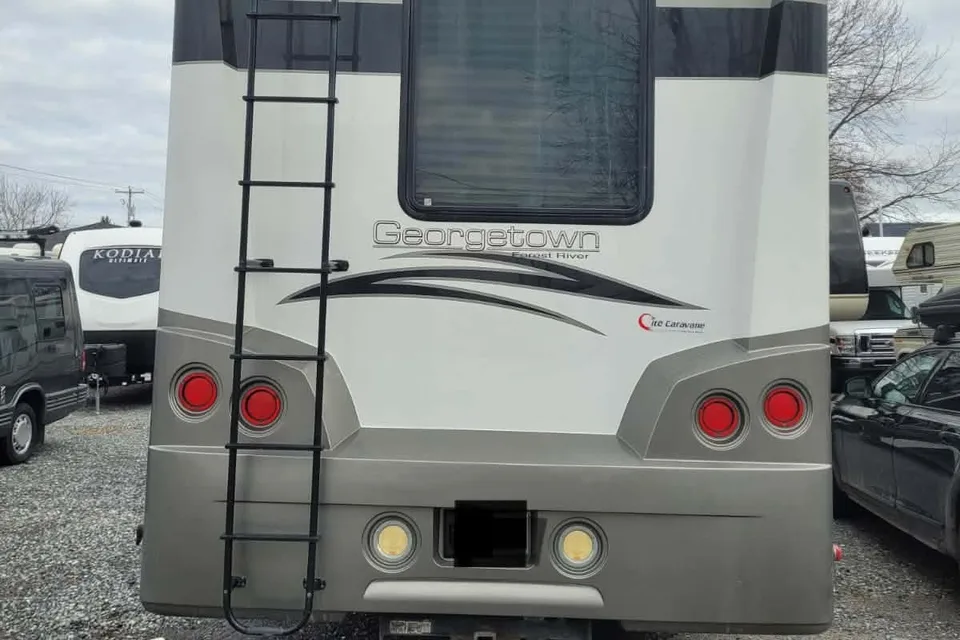 Forest River Georgetown 377TS Classe A