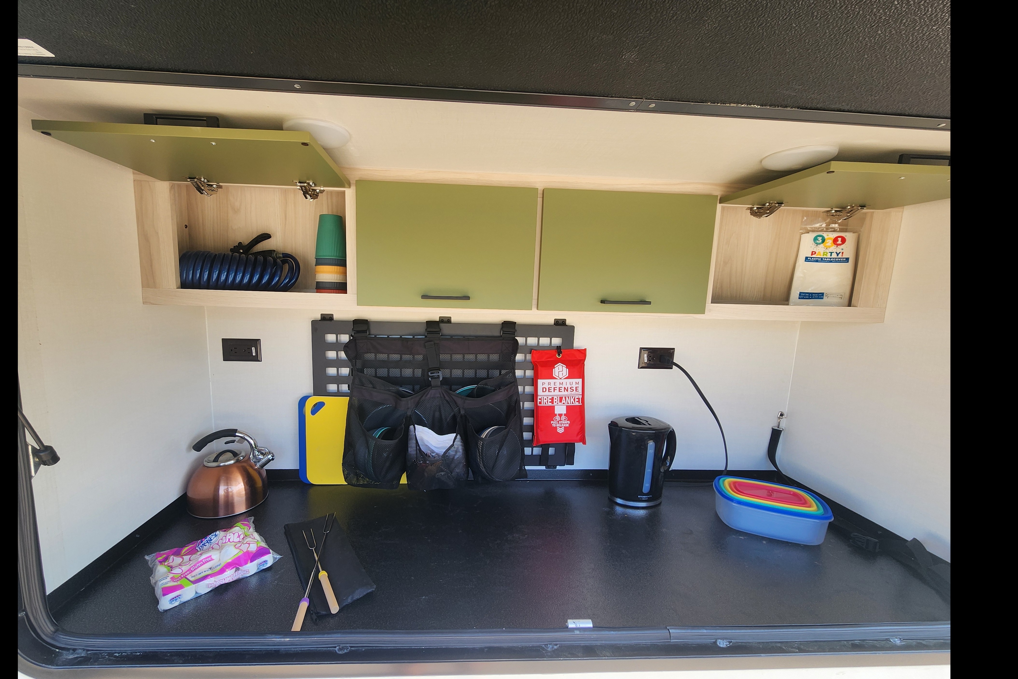 TAKE A HIKE! Winnebago Hike 100FB Travel Trailer
