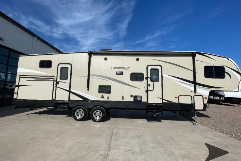 Kyla's Keystone 308BHDS Fifth Wheel