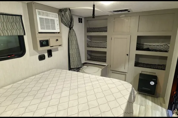 Justin's Forest River Viking rok 13000 Travel Trailer