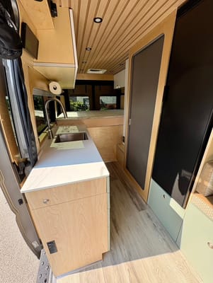 𝐕𝐚𝐧 𝐇𝐚𝐫𝐦𝐨𝐧𝐢𝐞 Plénitude van Promaster 159 EXT