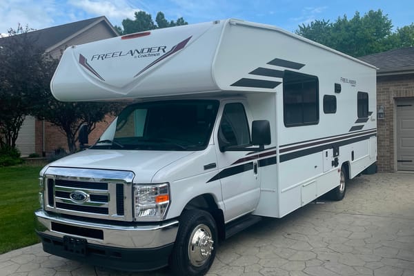 "The Real Deal" Coachmen Freelander 27qb Class C