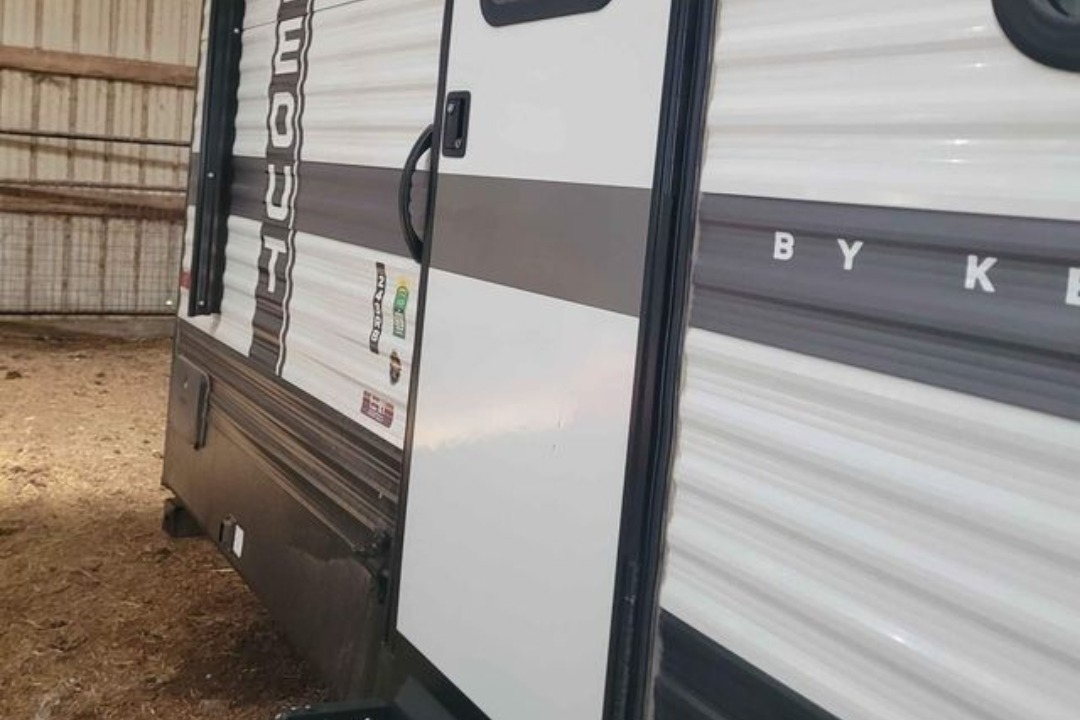 Barry's Keystone Hideout Travel Trailer