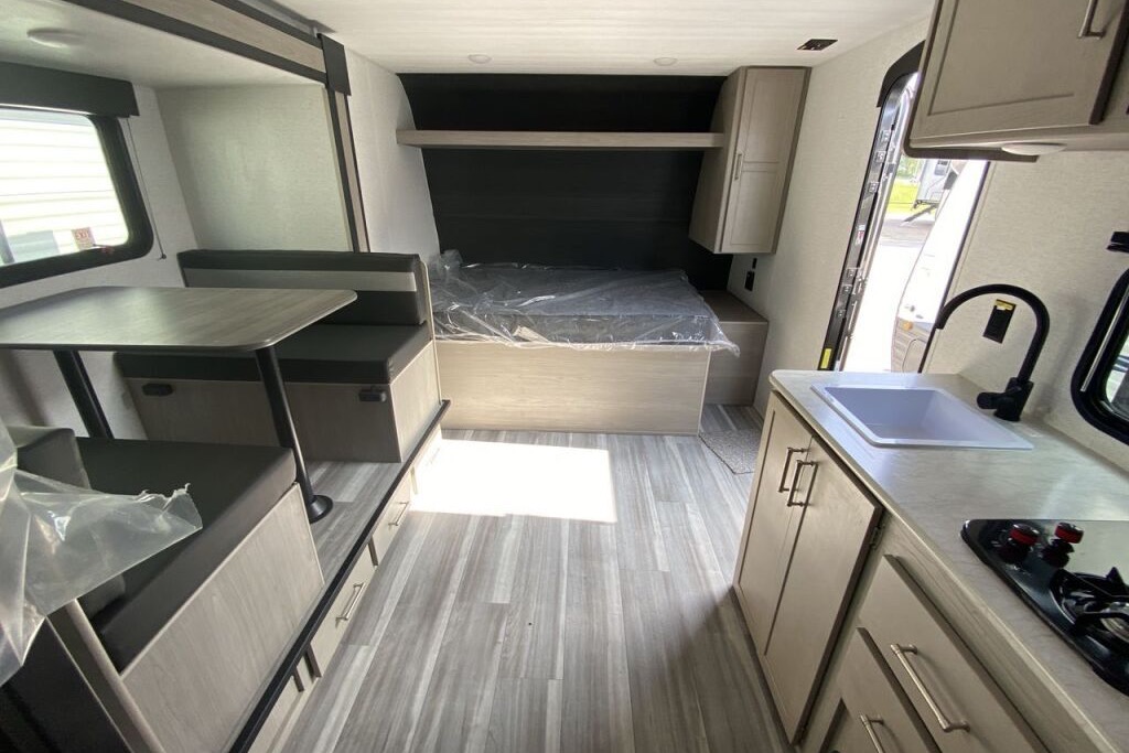 Justin's Keystone Springdale 1760BH Travel Trailer