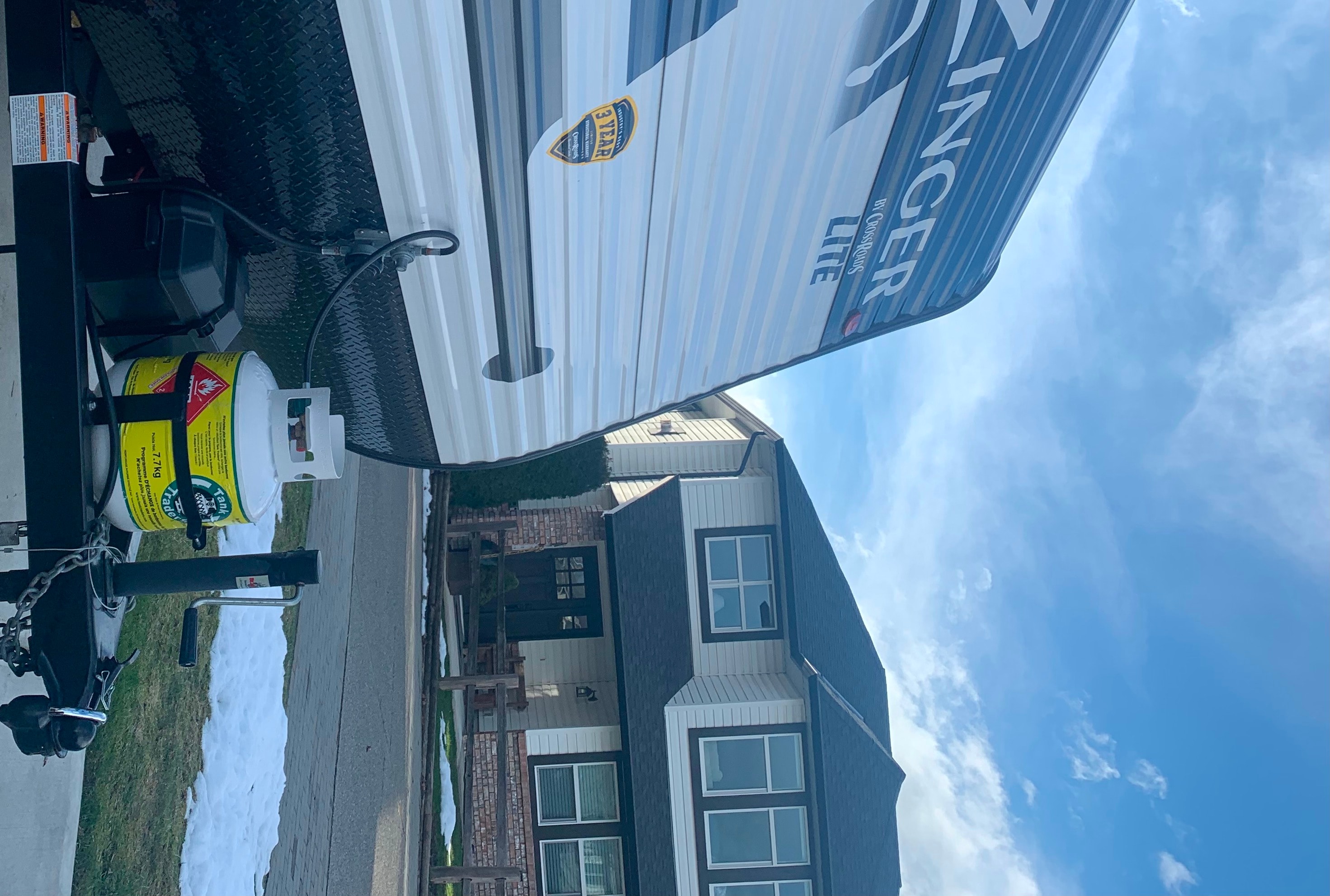 Bailey's Zinger Lite  18BH Travel Trailer