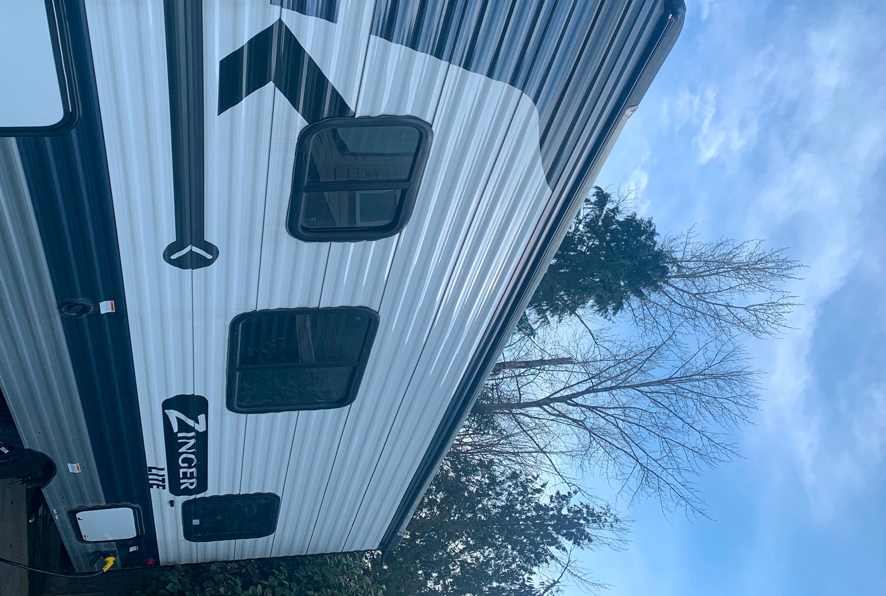 Bailey's Zinger Lite  18BH Travel Trailer