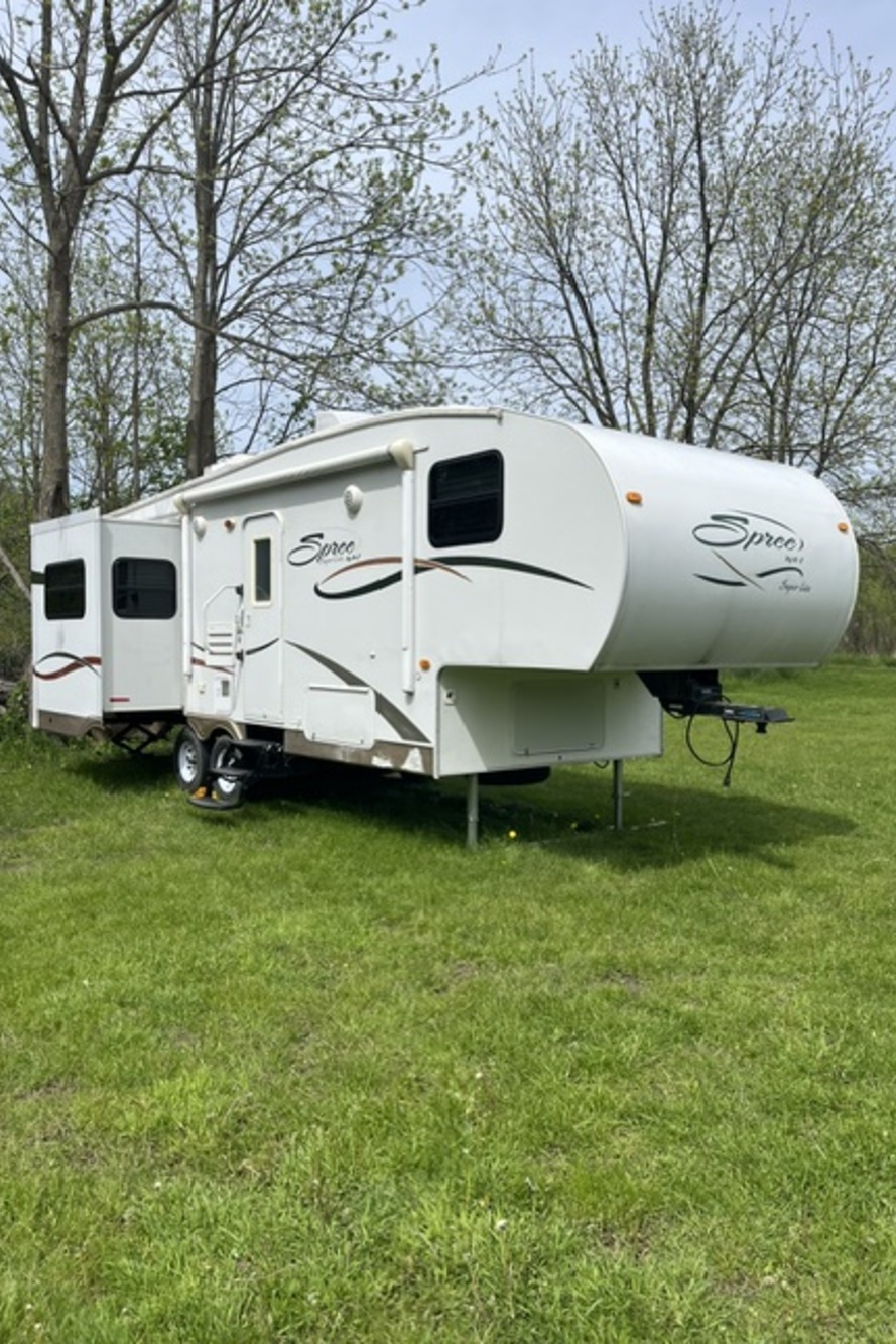 Keystone Spree Fifth Wheel