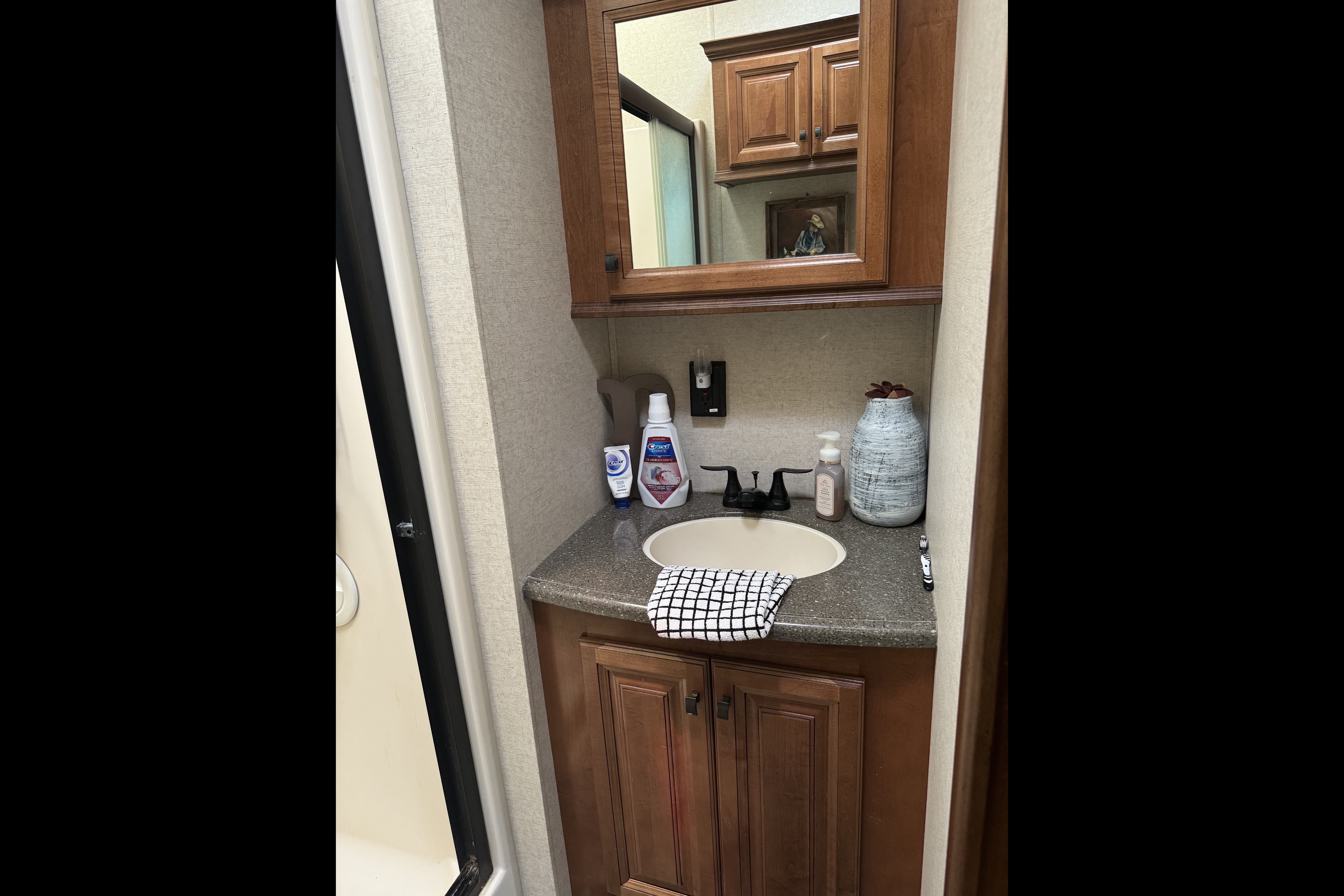Heartland Big Country 3800FL Fifth Wheel Sleeps 6!