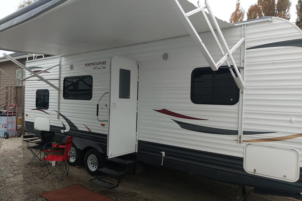 Comfy Heartland Bunkhouse