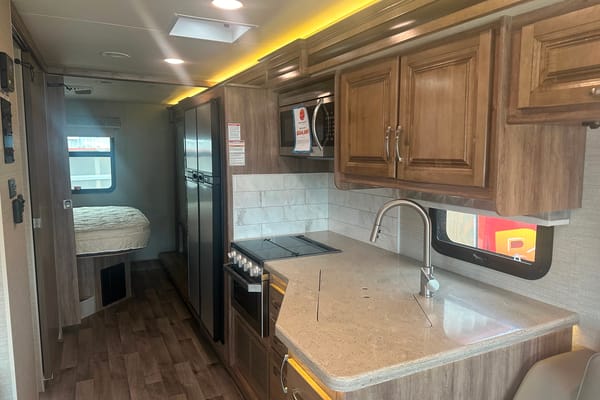 Michael's Jayco Precept 29V Class A