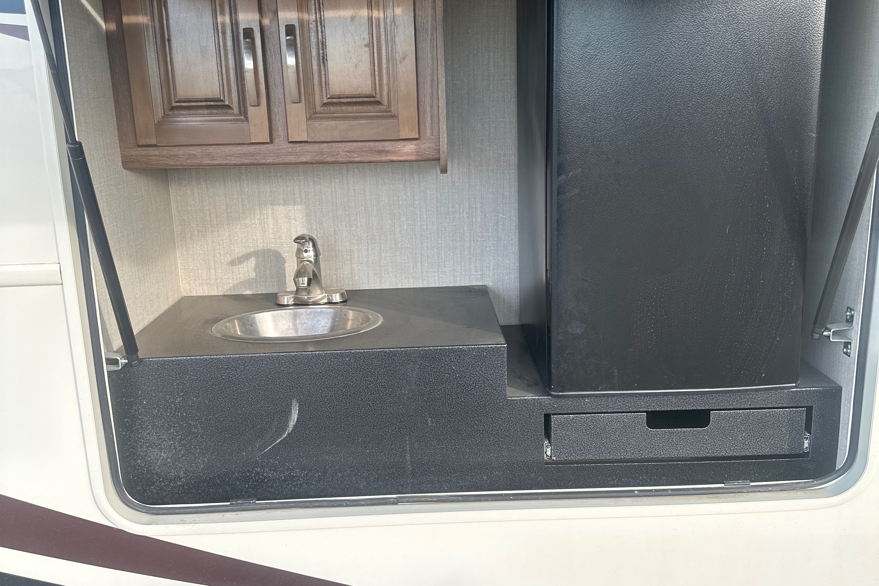 Michael's Jayco Precept 29V Class A