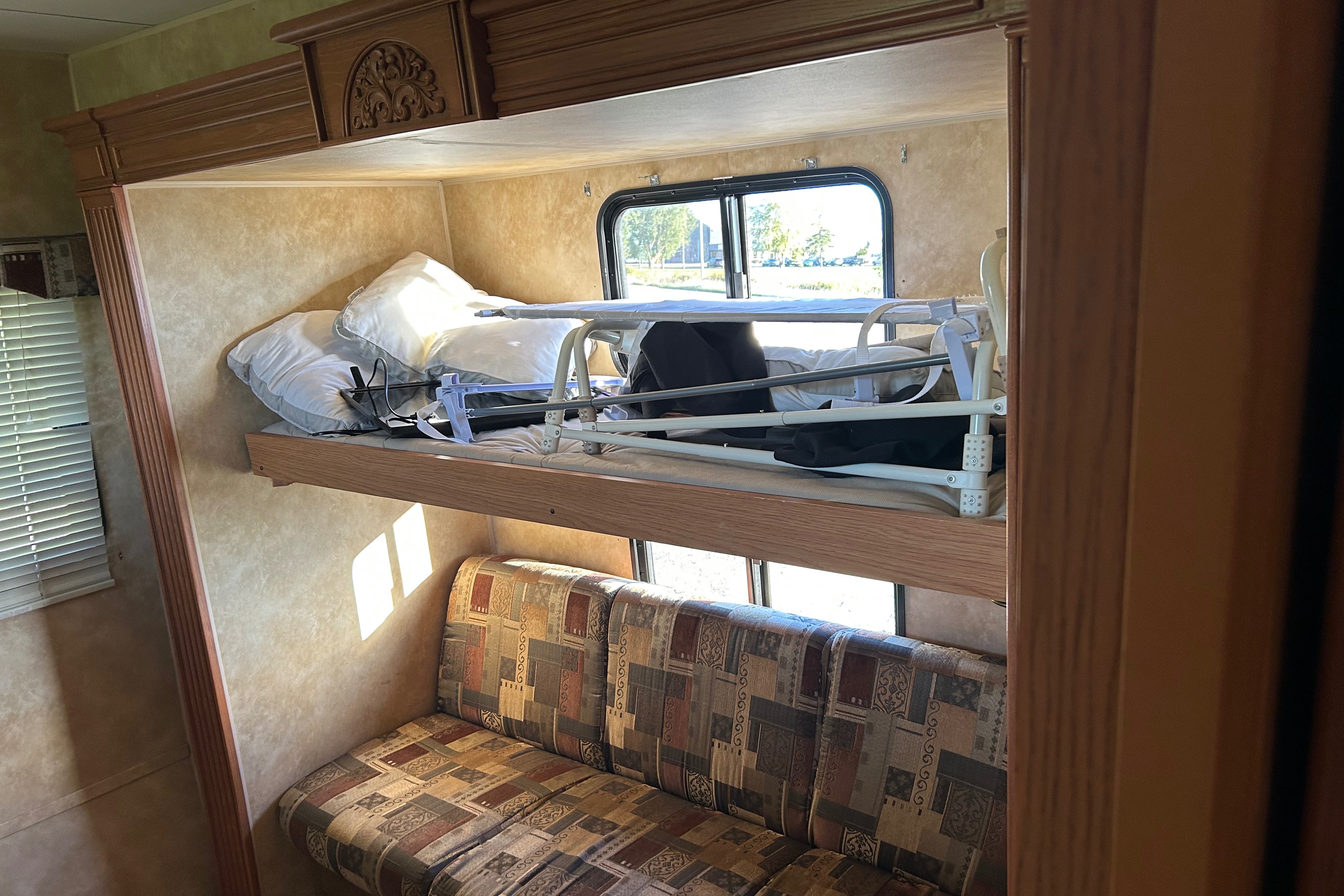 Heartland Jasper Trail 32BHS Travel Trailer