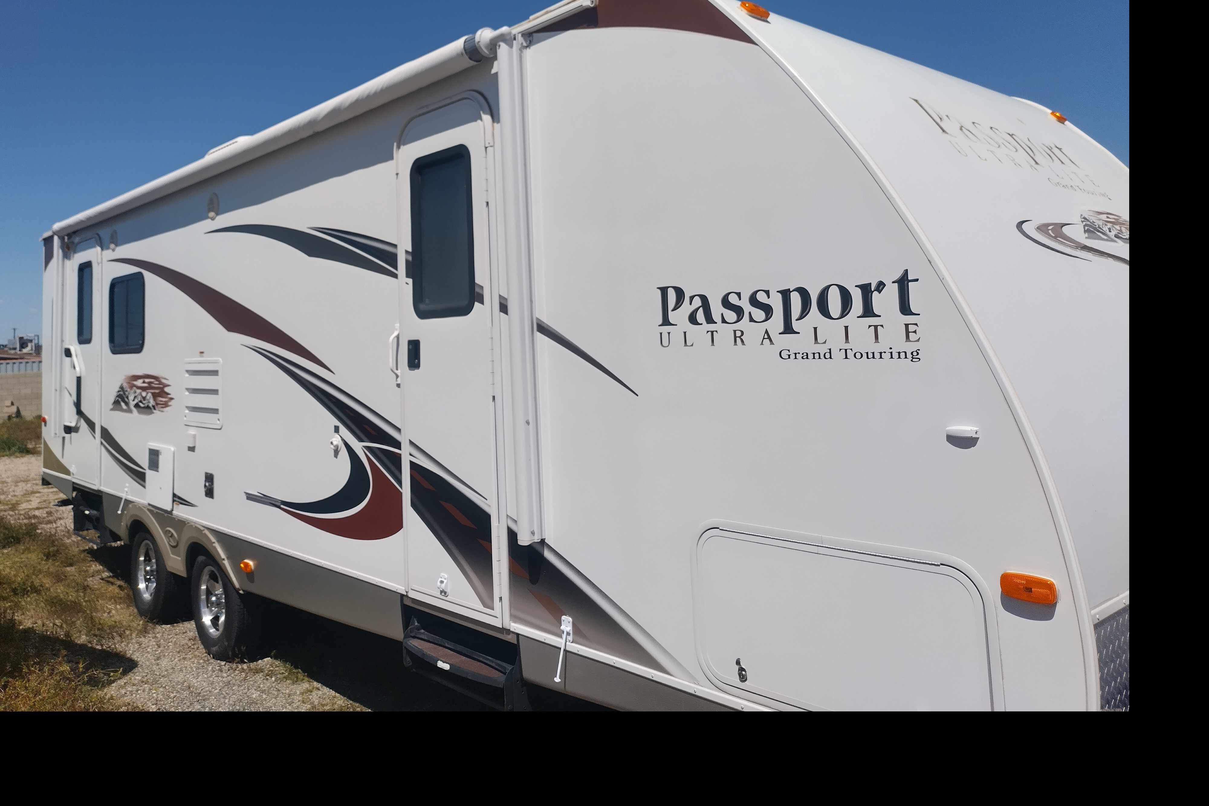 Clayton's Keystone Passport Ultralite Travel Trailer