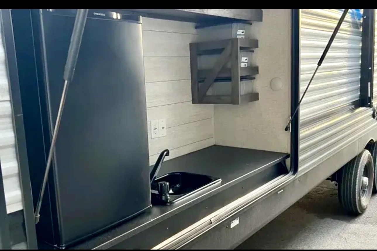 Blue Horizon Family Bunkhouse - Golf Cart Add On