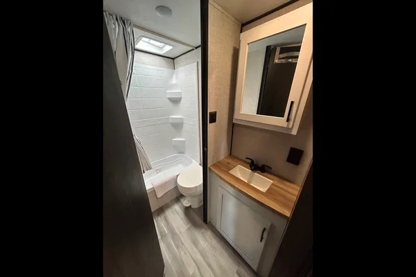 2024 Starcraft 24ft. Trailer- with free private shuttle - Pebbles