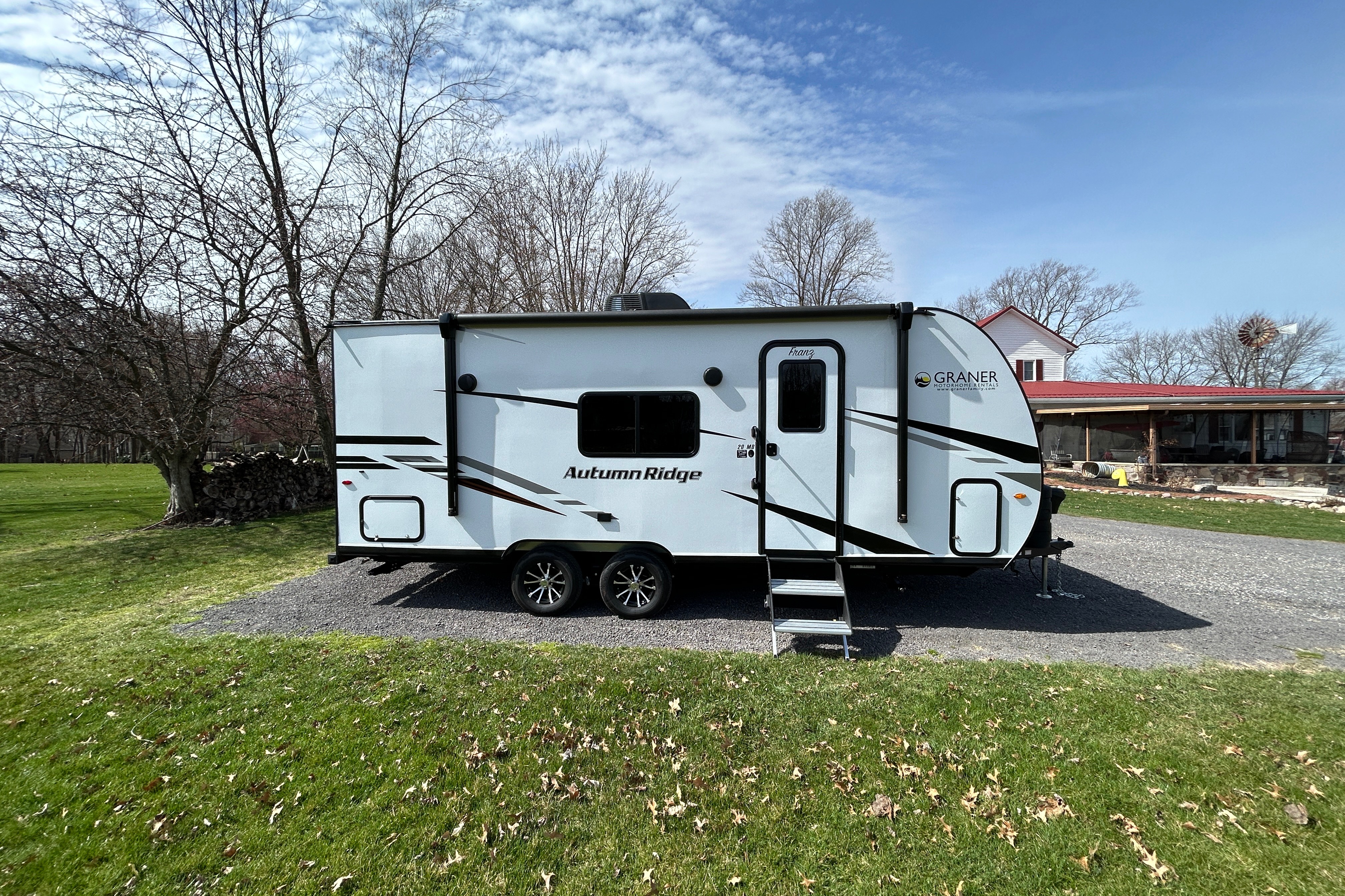 2024 Starcraft 24ft. Trailer- with free private shuttle - Pebbles