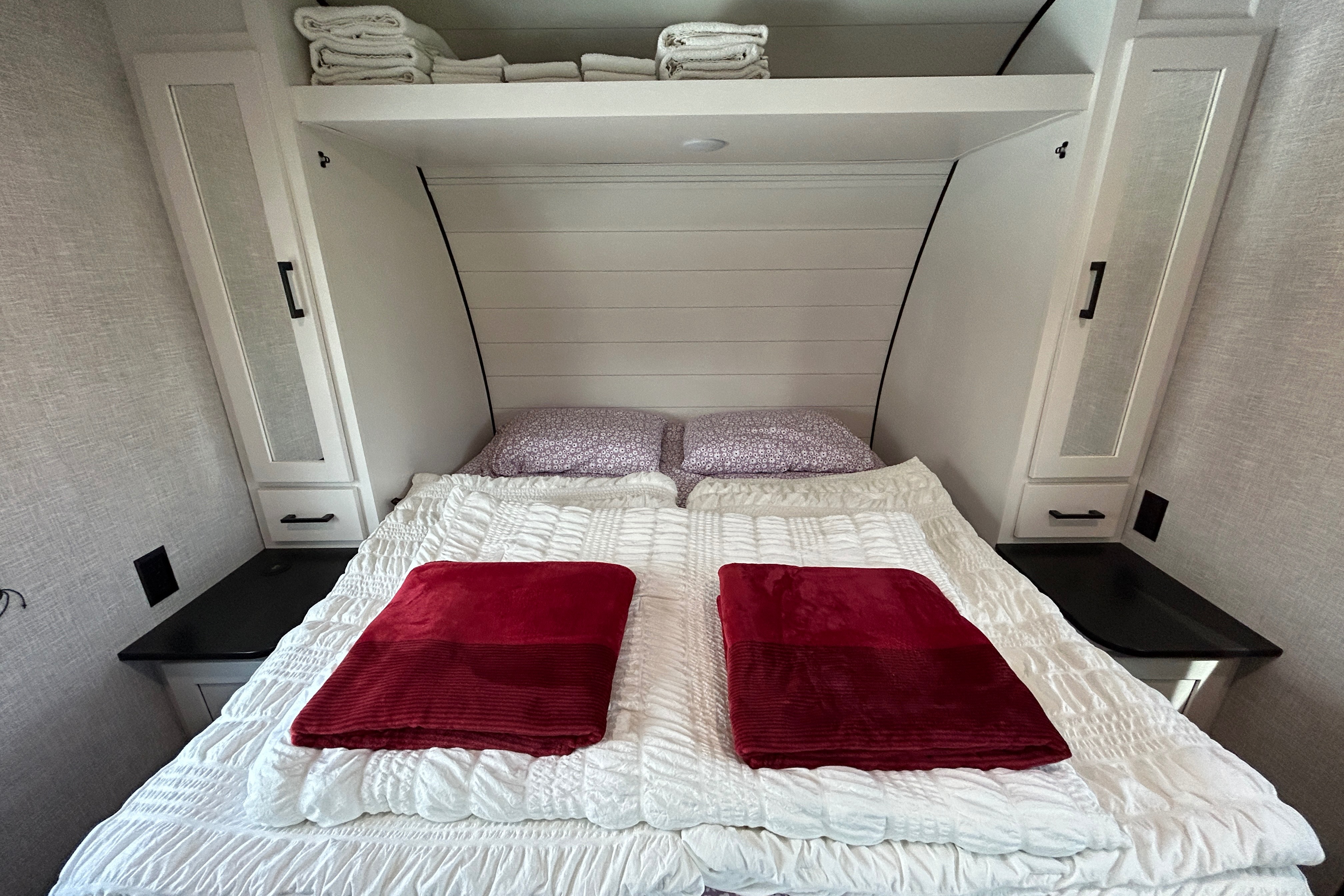 2024 Starcraft 24ft. Trailer- with free private shuttle - Pebbles